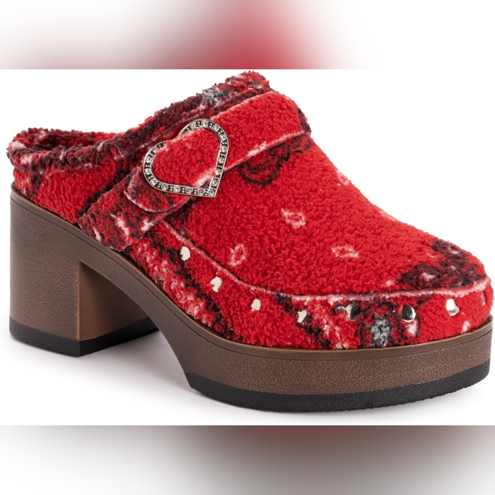 Muk Luks Women's Spain Aragon Heeled Mule Shoes Red Bandana Design Women Size 6